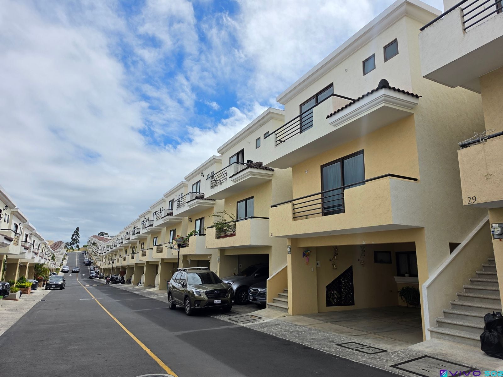 CASA EN VENTA EN VISTAS DEL NARANJO ZONA 4 MIXCO