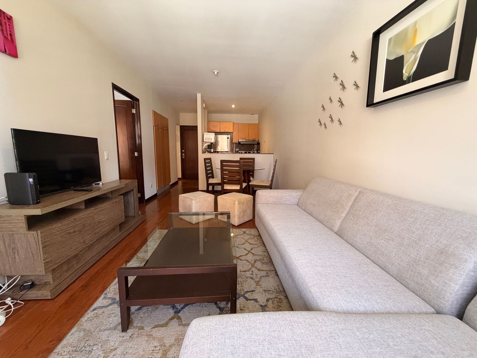 Apartamento amueblado en Edificio Plenum 14 zona 14 - Miniatura 17