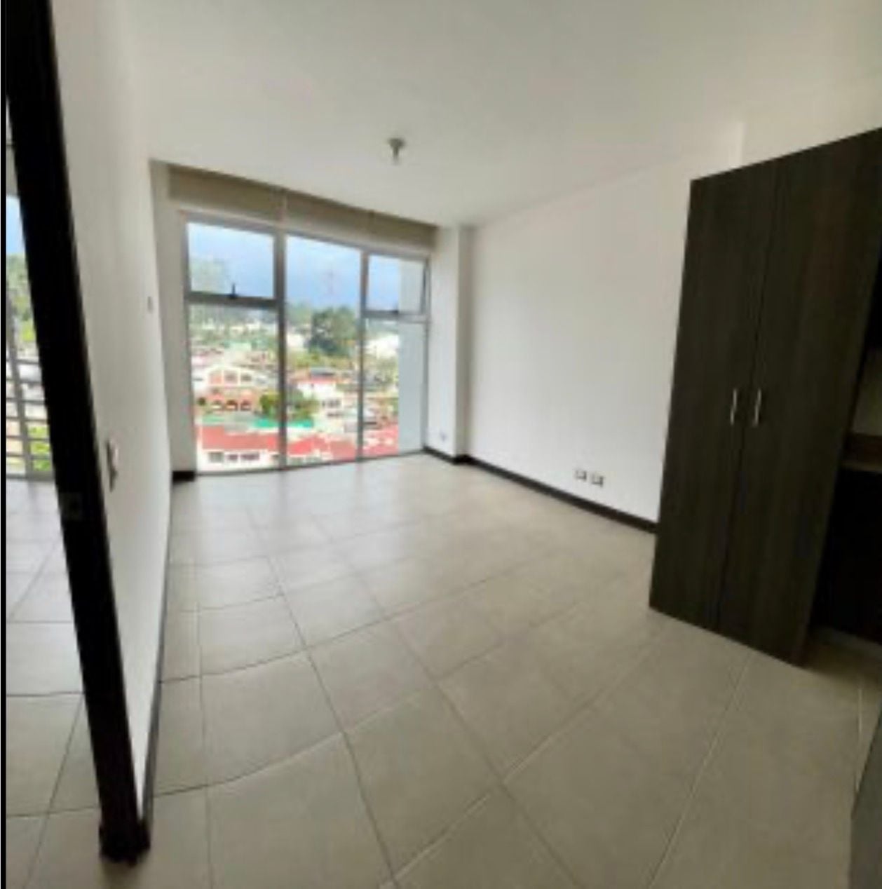 Apartamento en Edificio Destiny - Image 1